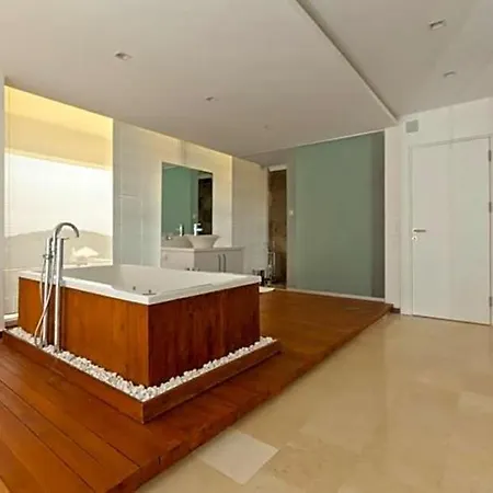 Sleeps 10 Pool Air Con Wifi 빌라 *